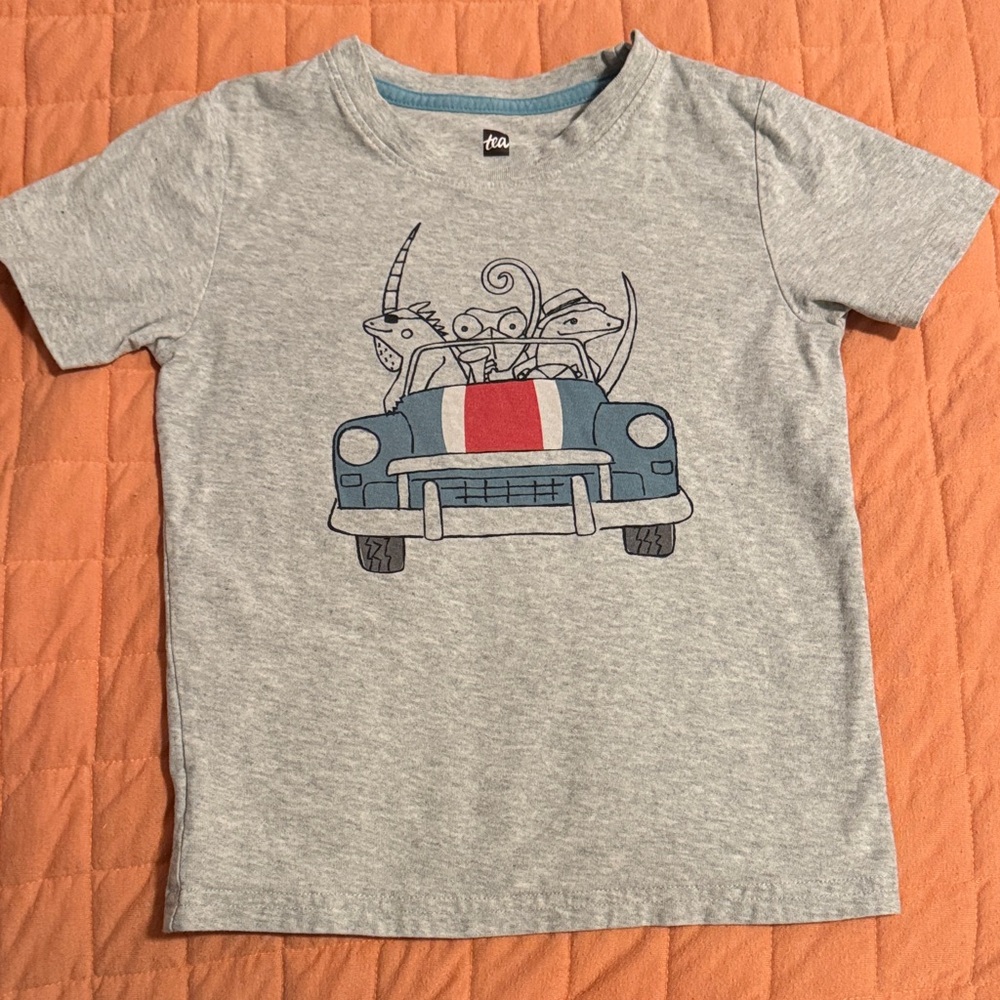 Tea Collection Lizard Convertible Car Graphic Tee Kids Size 5 Gray Short Sleeve - Picture 2 of 5